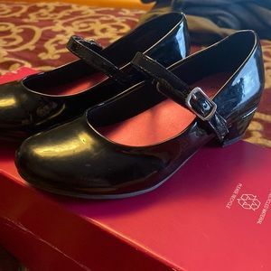 Girls Size 12 Black Memory Foam Dress Shoes